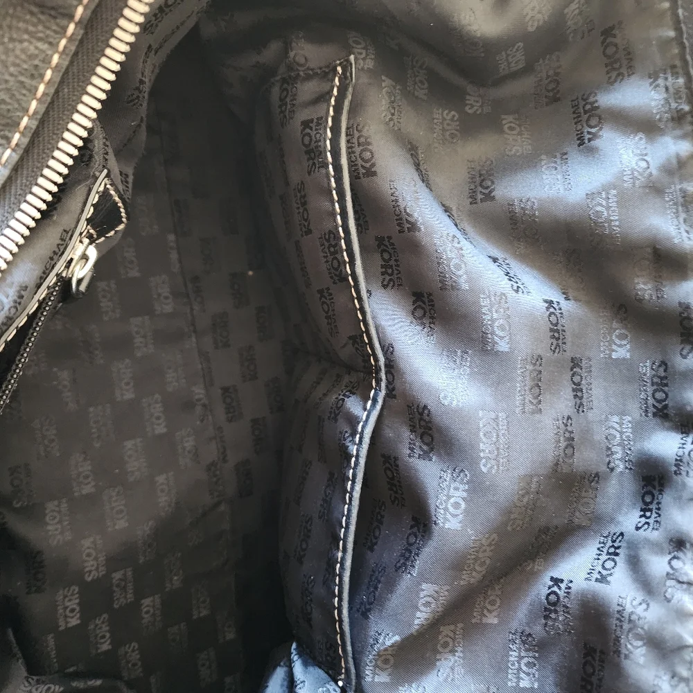 Michael Kors bag - Picture 6 of 13